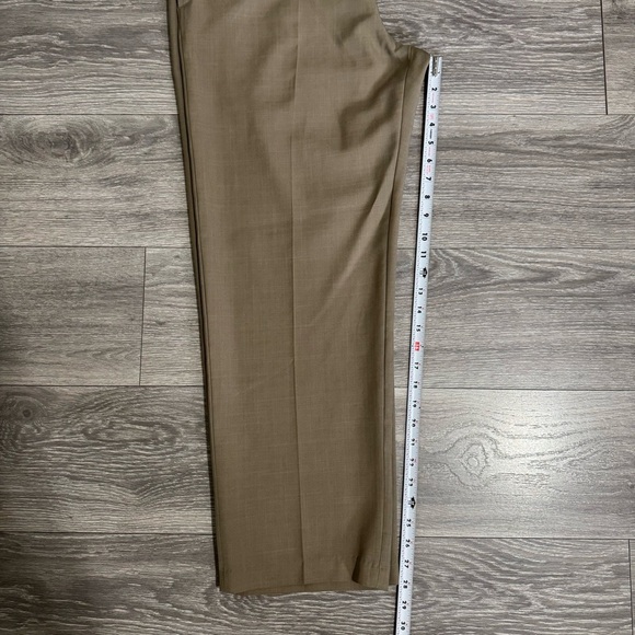 Haggar Men Tan Dress Pants Classic Straight-Leg Size 38 in x 29 in - Picture 15 of 16